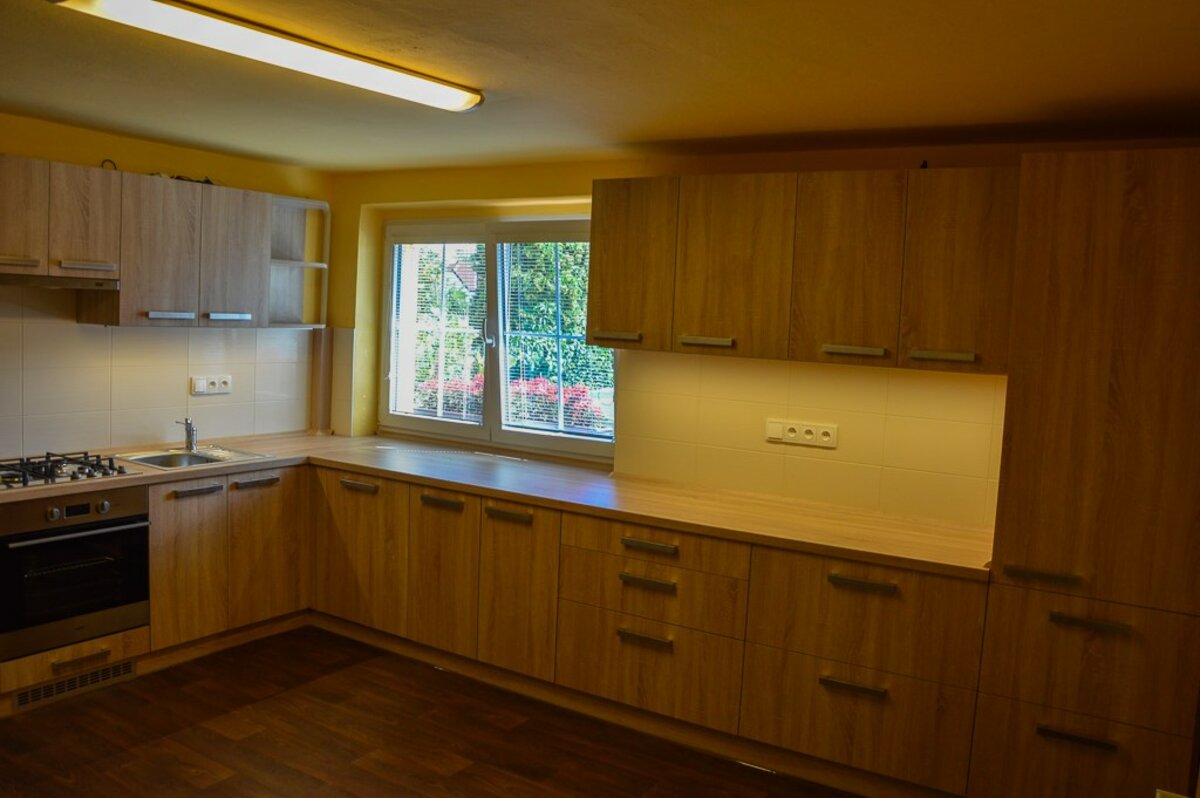 Kuchyně na míru - realizace 16